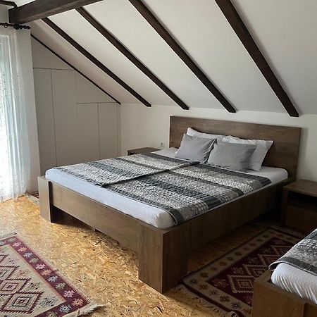 Vacation House Studenac Bihać Екстериор снимка