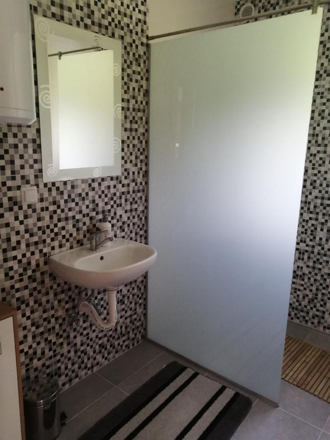 Vacation House Studenac Bihać Екстериор снимка