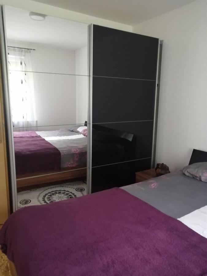 Vacation House Studenac Bihać Екстериор снимка