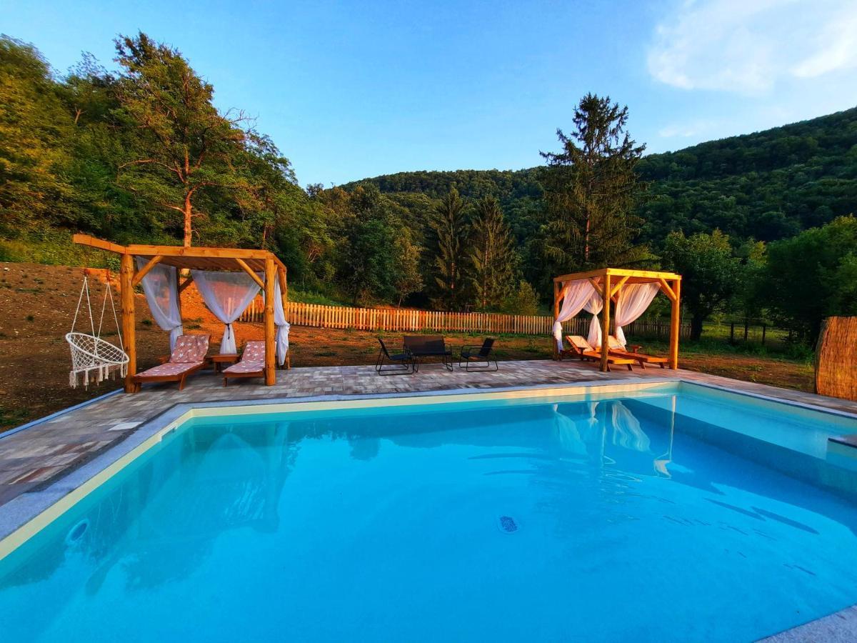 Vacation House Studenac Bihać Екстериор снимка
