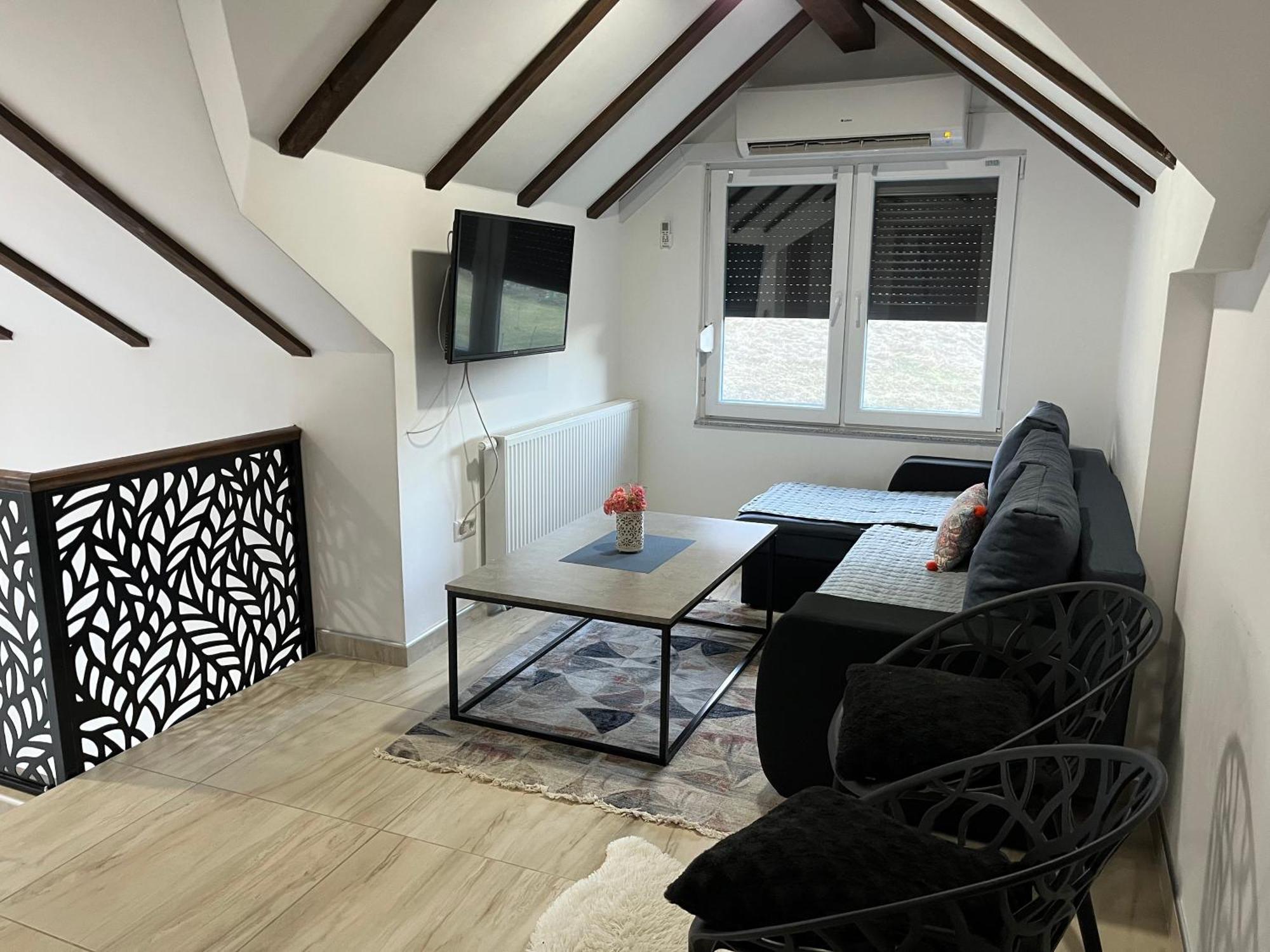 Vacation House Studenac Bihać Екстериор снимка