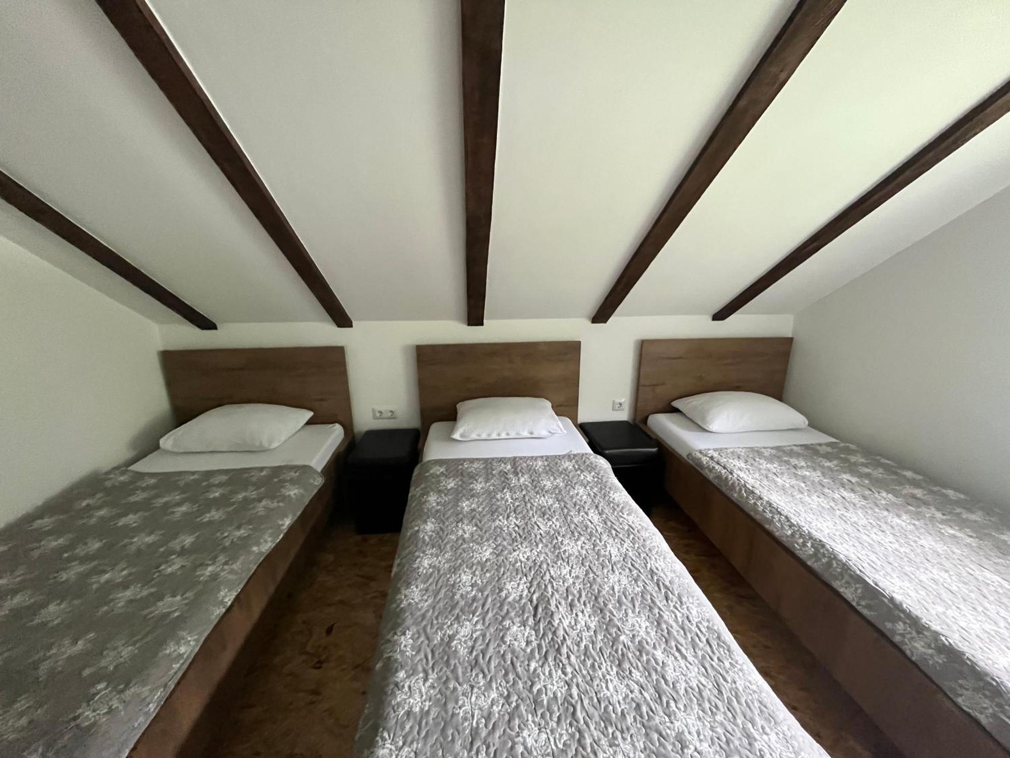 Vacation House Studenac Bihać Екстериор снимка